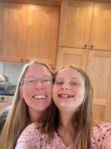 Suzanne with her daughter